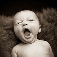 Bébé qui Baille